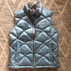 North face puffy vest